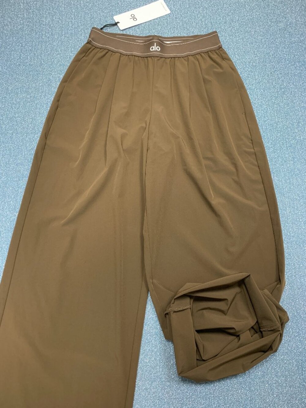 New ALO Yoga Espresso Suit Up Trouser XS M L 30" Inseam☕🏙️ - Picture 8 of 10